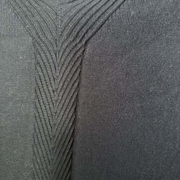 Talbots Cotton V-Neck Sweater - Picture 3 of 6